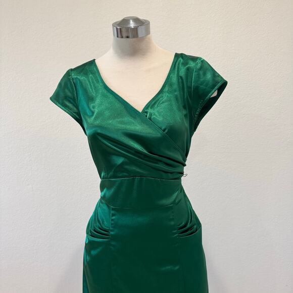 Stop Staring! Pinup Emerald Green satin midi dress Size Large - Picture 8 of 10